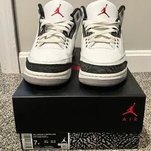 Jordan White and Black Sneaker Interior Label Jordan FB9933-102 Air Jordan 1 Low 85 Metallic Black Mens  main image 4
